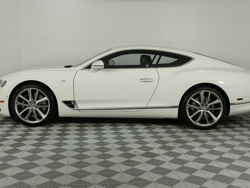 Used 2020 Bentley Continental GT image 5