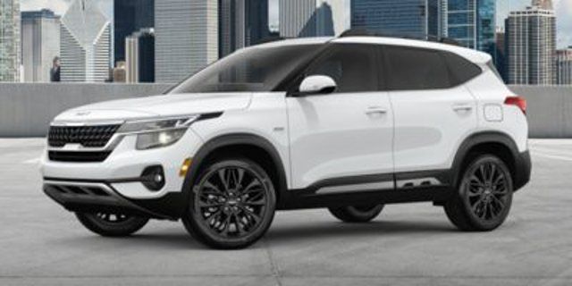 Used 2023 Kia Seltos S AWD/4WD image 1