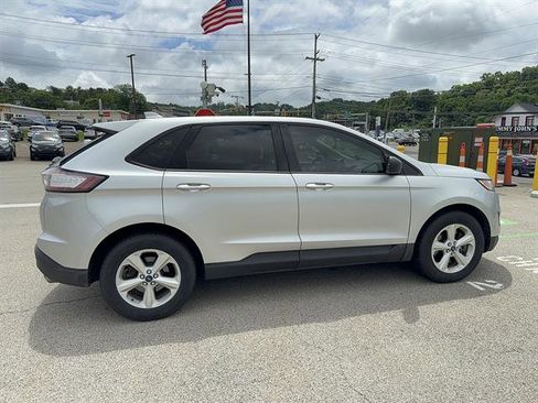 Used 2016 Ford Edge SE AWD/4WD image 3