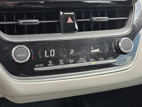 Certified 2023 Toyota Corolla LE FWD image 13
