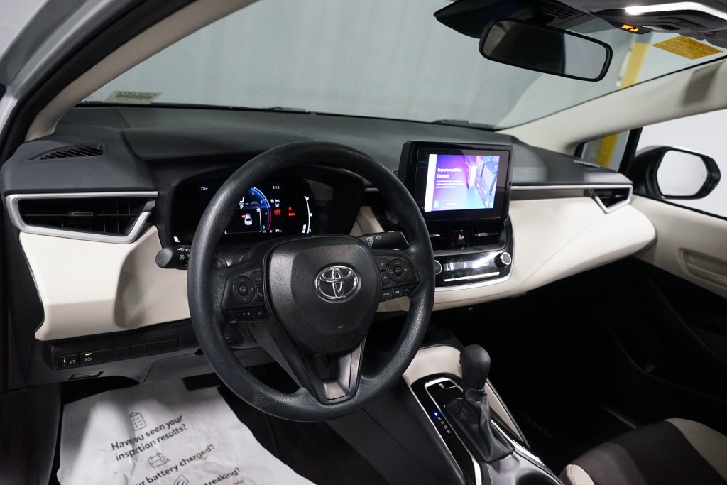 Used 2026 Toyota Corolla LE w/ LE Premium Package FWD image 11