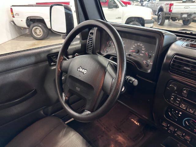 Used 2006 Jeep Wrangler Unlimited Rubicon AWD/4WD image 14