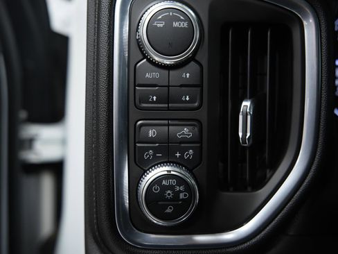 Used 2020 GMC Sierra 1500 SLT w/ SLT Premium Plus Package image 28