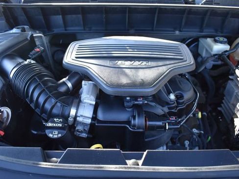 Used 2018 GMC Acadia SLT w/ LPO, Floor Liner Package AWD/4WD image 37