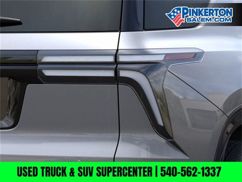 New 2026 Chevrolet Traverse High Country image 11