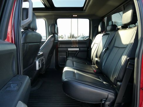 Used 2019 Ford F150 Lariat w/ Equipment Group 502A Luxury image 17