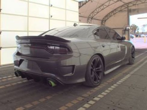 Used 2022 Dodge Charger R/T RWD image 7