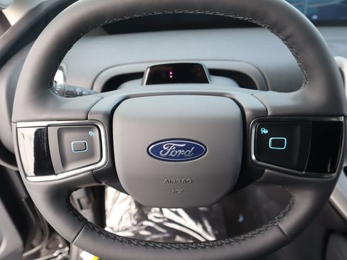 New 2026 Ford Expedition Max Active AWD/4WD image 3
