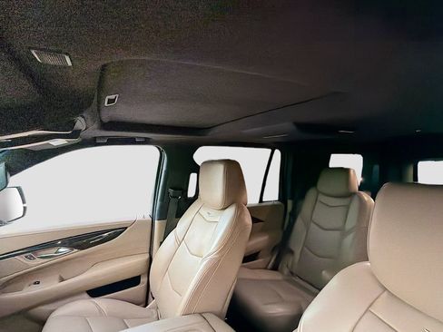 Used 2019 Cadillac Escalade Platinum image 26