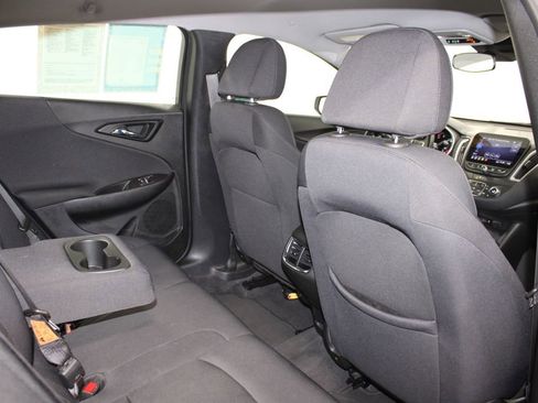 Used 2023 Chevrolet Malibu LT image 29