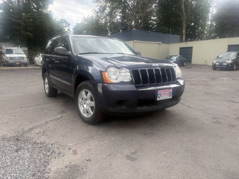 Used 2010 Jeep Grand Cherokee Laredo AWD/4WD image 22