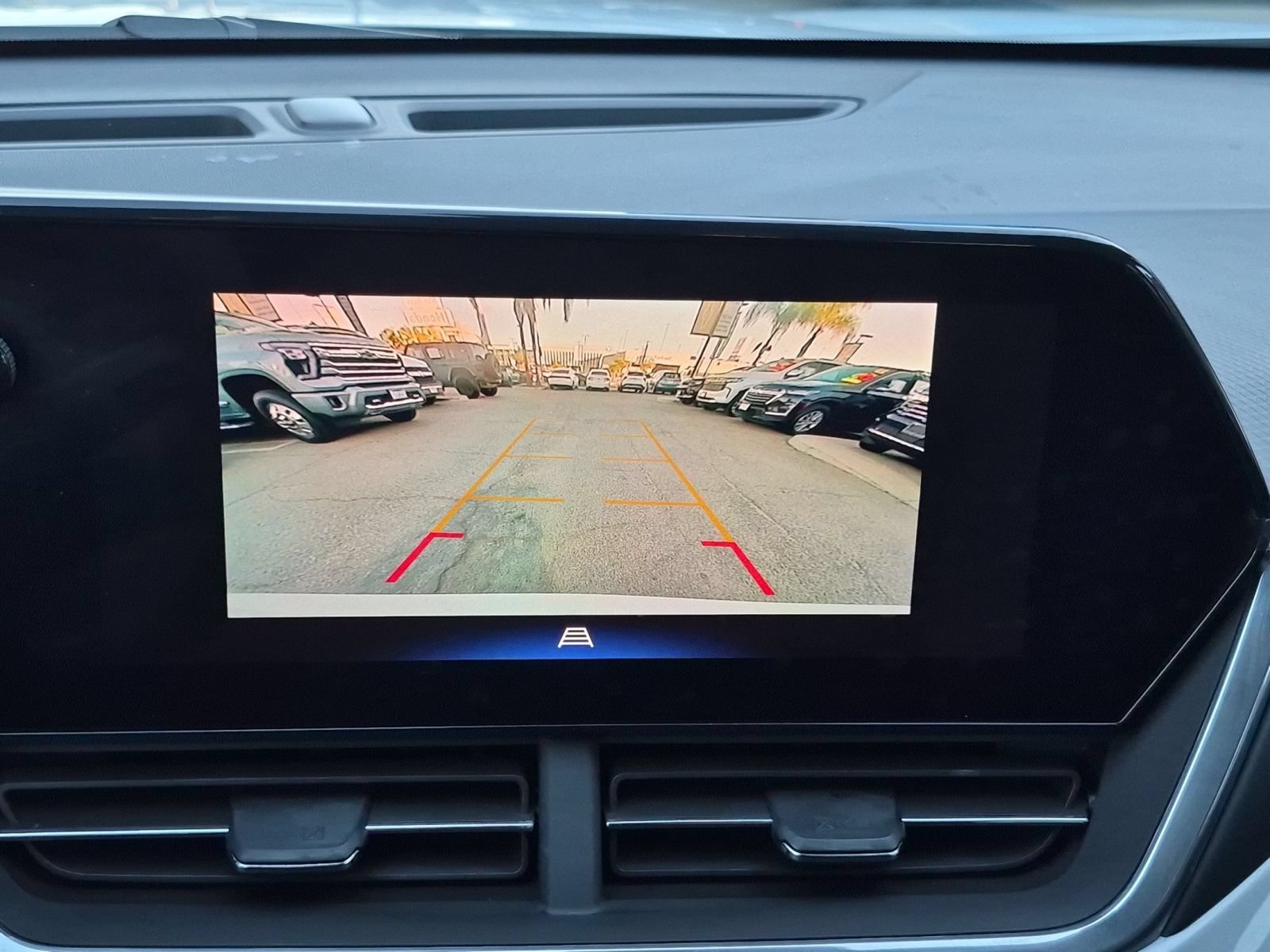 Used 2024 Chevrolet Trax LT FWD image 19