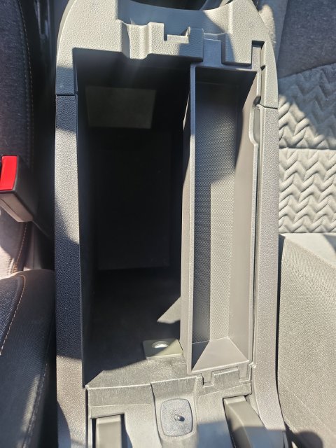 Used 2024 Chevrolet Equinox LT FWD image 25