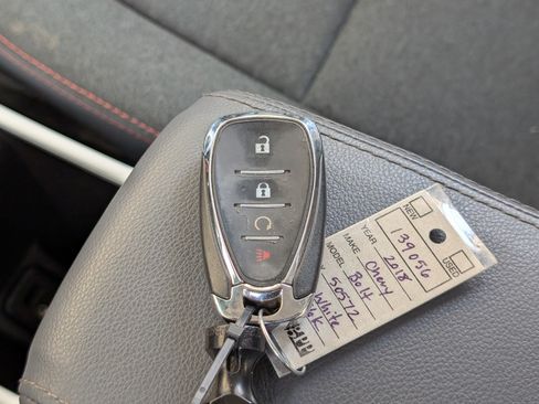 Used 2018 Chevrolet Bolt LT FWD image 36