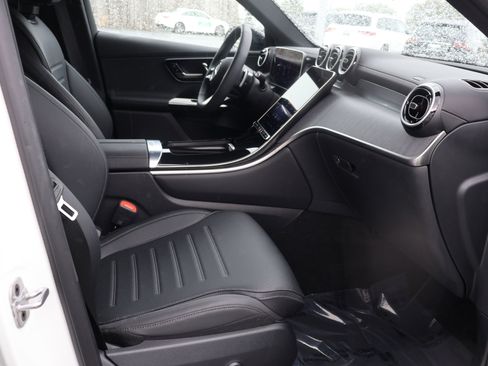 Certified 2025 Mercedes-Benz GLC 300 4MATIC image 26