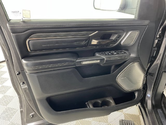Used 2019 RAM 1500 Limited AWD/4WD image 12