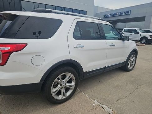 Used 2014 Ford Explorer Limited FWD image 5