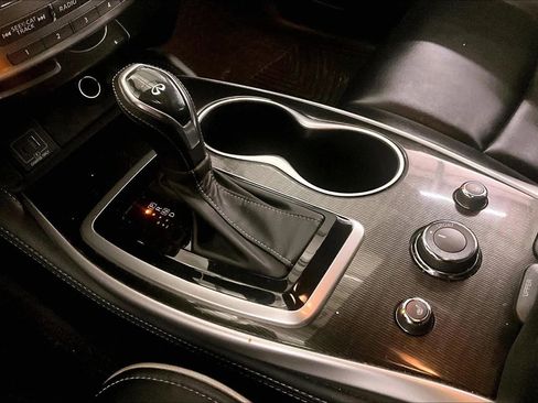 Used 2019 INFINITI QX60 Luxe image 16