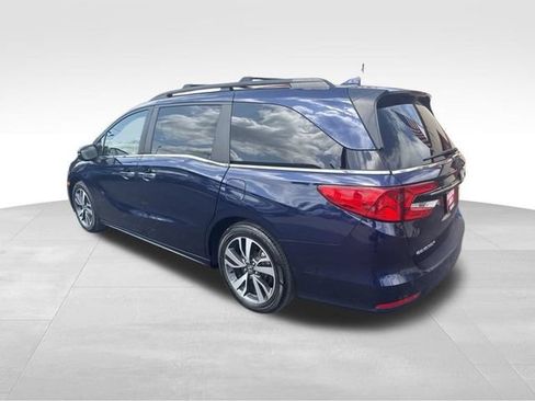 Used 2021 Honda Odyssey Touring image 5