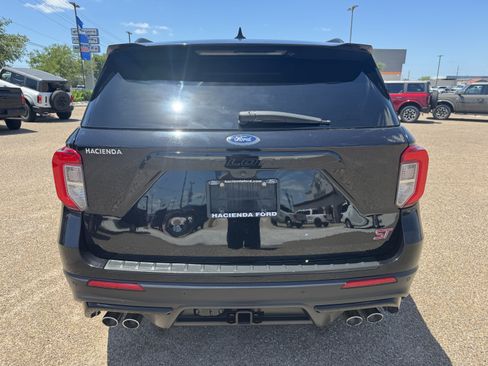 Certified 2023 Ford Explorer ST w/ Equipment Group 401A AWD/4WD image 3