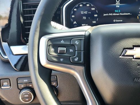 Used 2026 Chevrolet Silverado 1500 LT AWD/4WD image 27