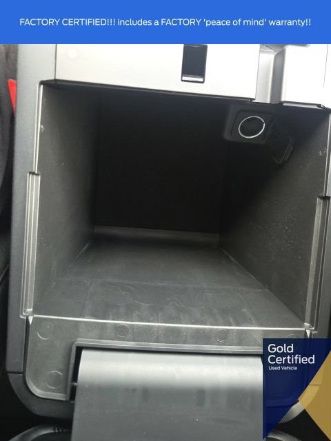 Used 2024 Ford Explorer XLT AWD/4WD image 40