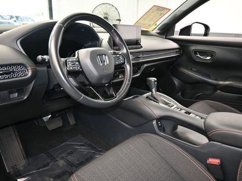 Used 2024 Honda HR-V Sport image 12