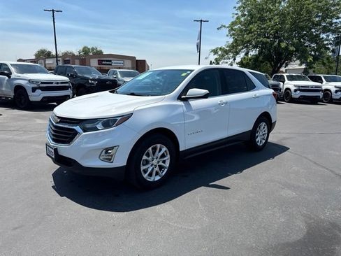 Used 2019 Chevrolet Equinox LT AWD/4WD image 2