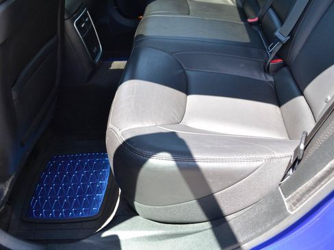 Used 2018 Chrysler 300 Touring L AWD/4WD image 48