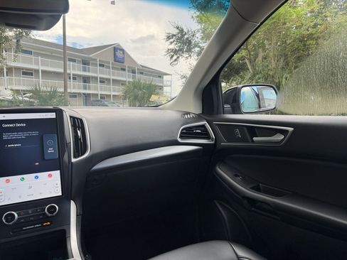 Used 2024 Ford Edge SEL image 34