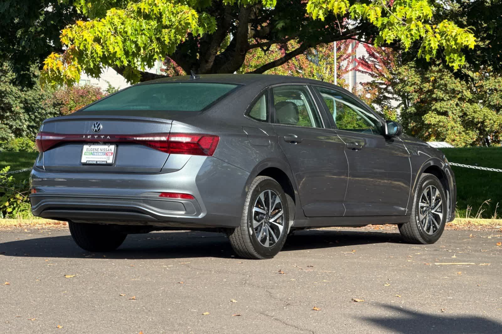 Used 2025 Volkswagen Jetta S FWD image 2