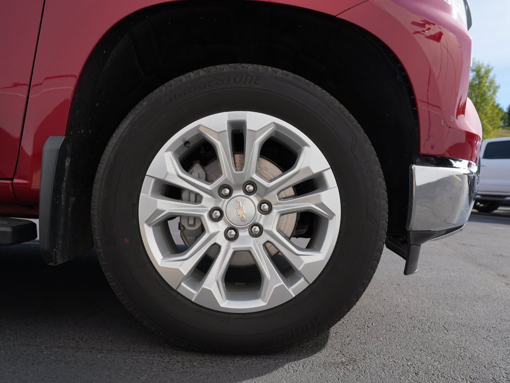 Certified 2024 Chevrolet Silverado 1500 LTZ w/ Technology Package AWD/4WD image 32
