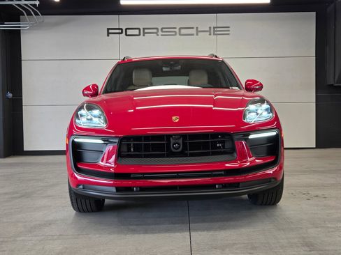 New 2026 Porsche Macan AWD/4WD image 25