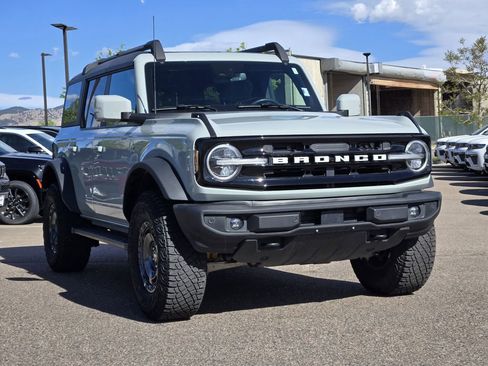 Used 2024 Ford Bronco Outer Banks image 2