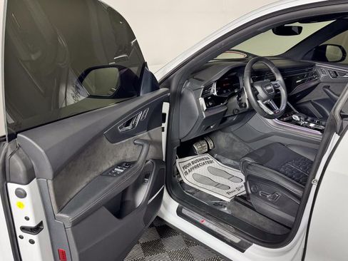 Used 2022 Audi RS Q8 w/ Black Optic Package AWD/4WD image 10