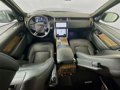 Used 2019 Land Rover Range Rover HSE image 11