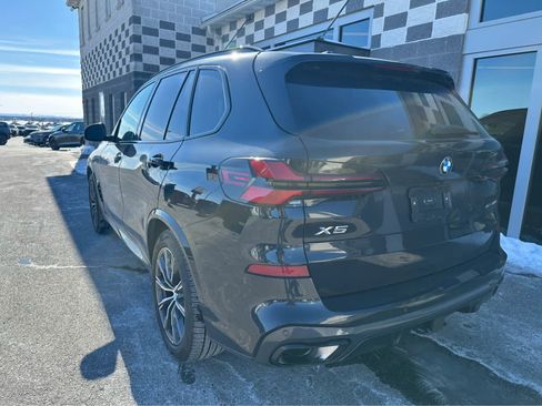 Used 2025 BMW X5 xDrive40i w/ M Sport Package image 4