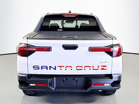 Used 2022 Hyundai Santa Cruz SEL Premium AWD/4WD image 6