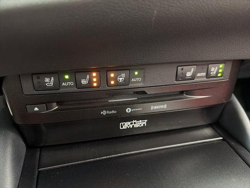 Used 2022 Lexus ES 350 F Sport image 19