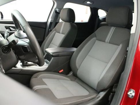 Used 2023 Chevrolet Blazer LT AWD/4WD image 26