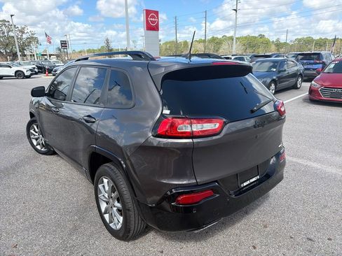 Used 2018 Jeep Cherokee Latitude image 5