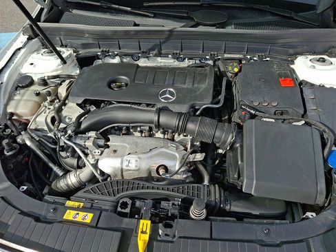 Used 2023 Mercedes-Benz GLB 250 4MATIC image 29