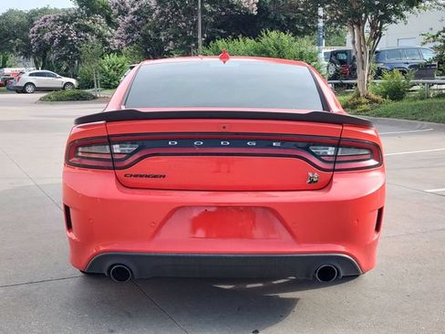 Used 2022 Dodge Charger Scat Pack w/ Plus Group RWD image 4