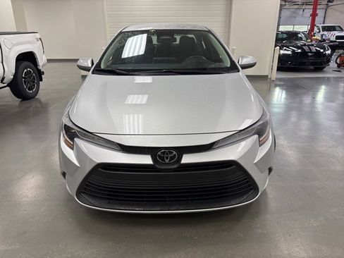 Certified 2023 Toyota Corolla LE image 2