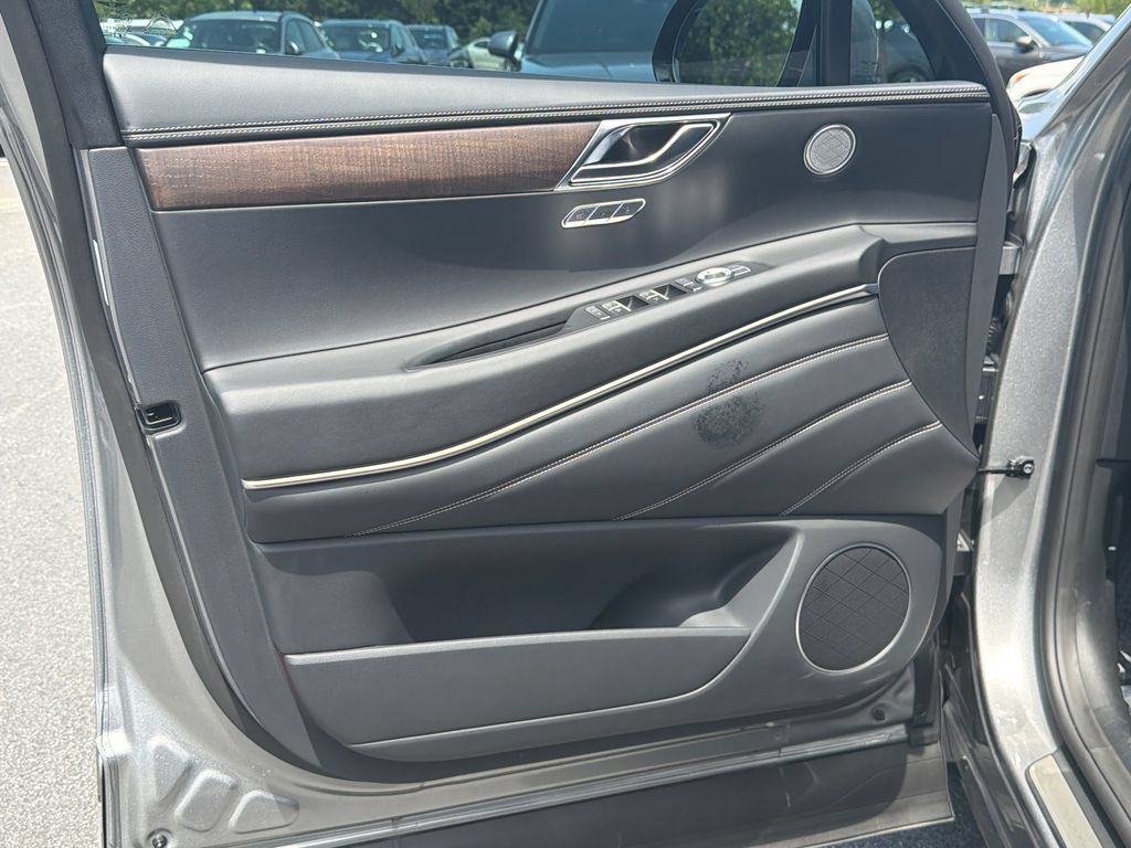 Used 2026 Genesis GV80 2.5T Select AWD/4WD image 12
