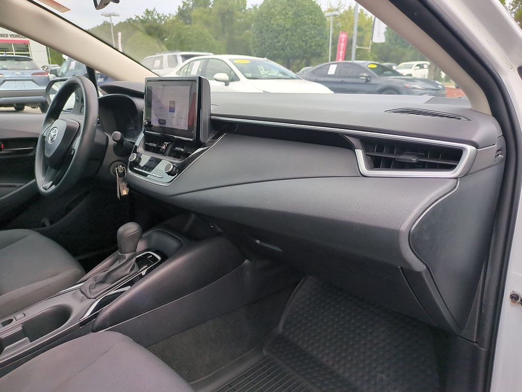 Certified 2024 Toyota Corolla LE FWD image 32