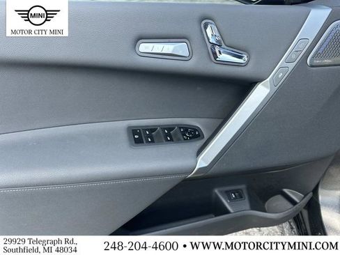 Used 2025 BMW iX M60 image 18