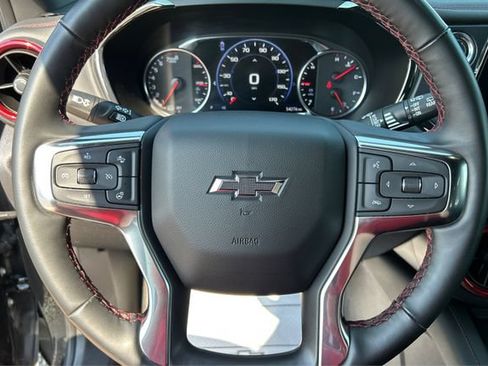 Used 2025 Chevrolet Blazer RS w/ Driver Confidence II Package AWD/4WD image 17
