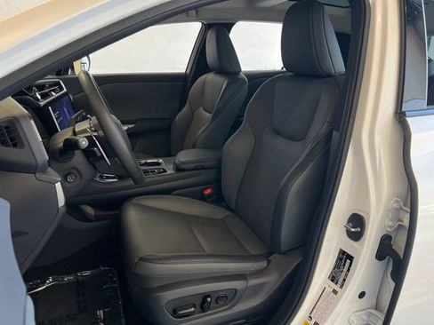 Used 2025 Lexus RZ 300e FWD image 35