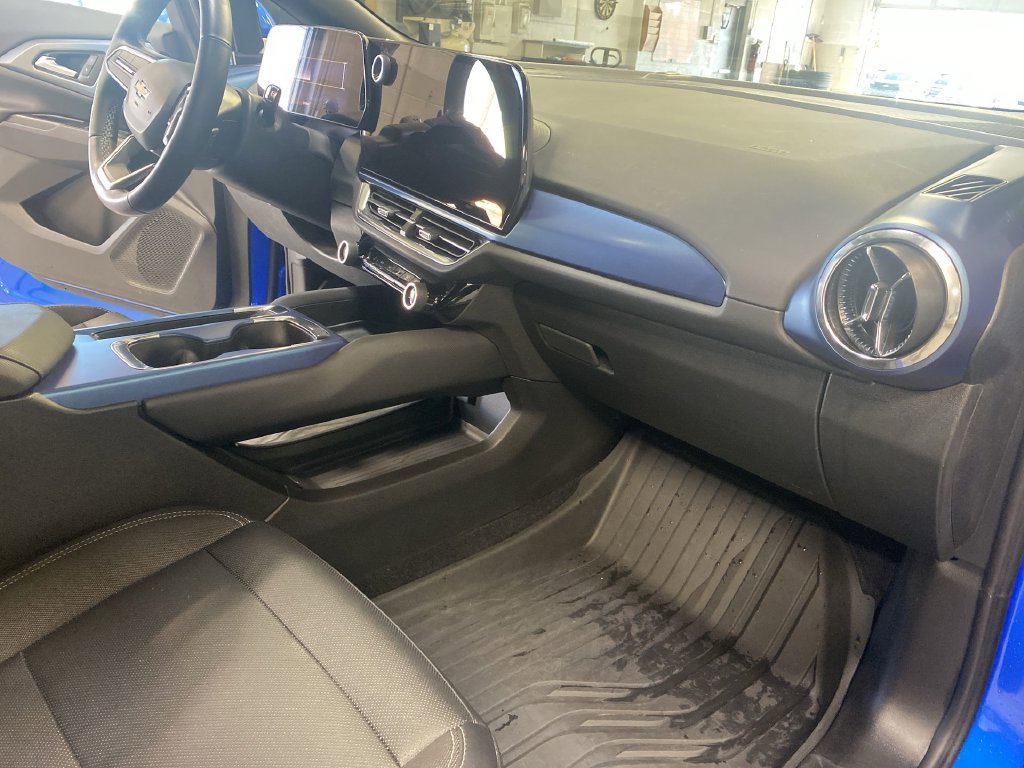 Certified 2024 Chevrolet Equinox EV LT AWD/4WD image 37